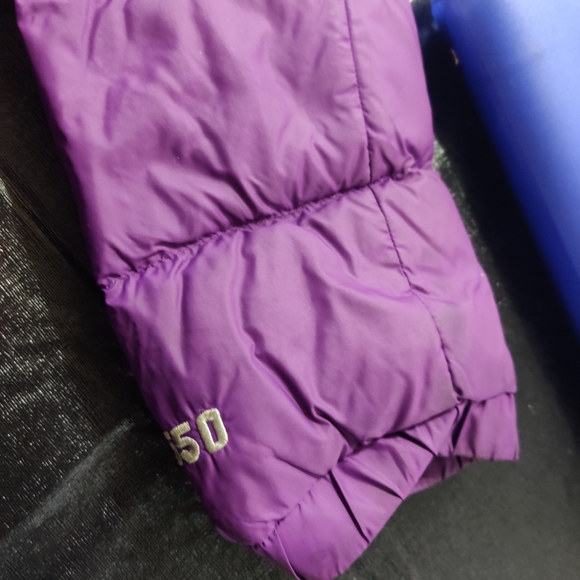 The North Face puffer coat in great condition - Picture 3 of 8